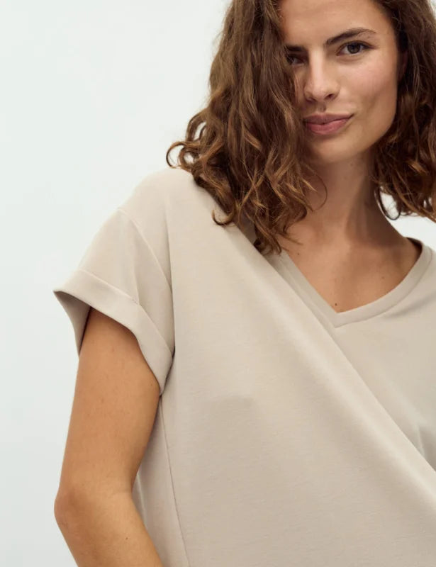 Amana V - T-shirts